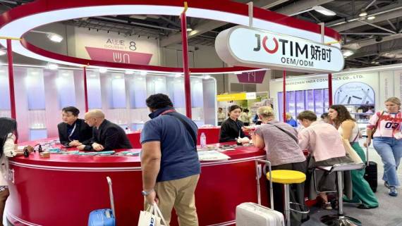 娇时亮相2025亚太美容展 | 六大新品系列引领秋冬美妆风潮