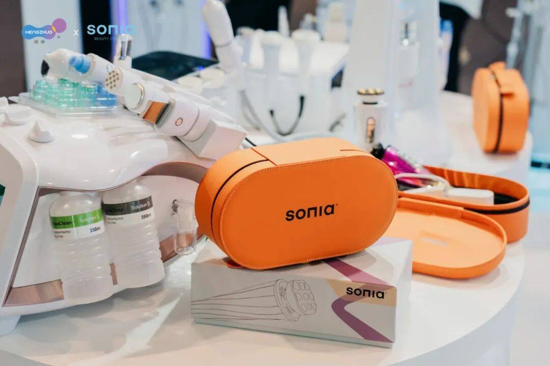 恒卓Hengzhuo参加2025年中国香港第28届亚太区美容展盛况