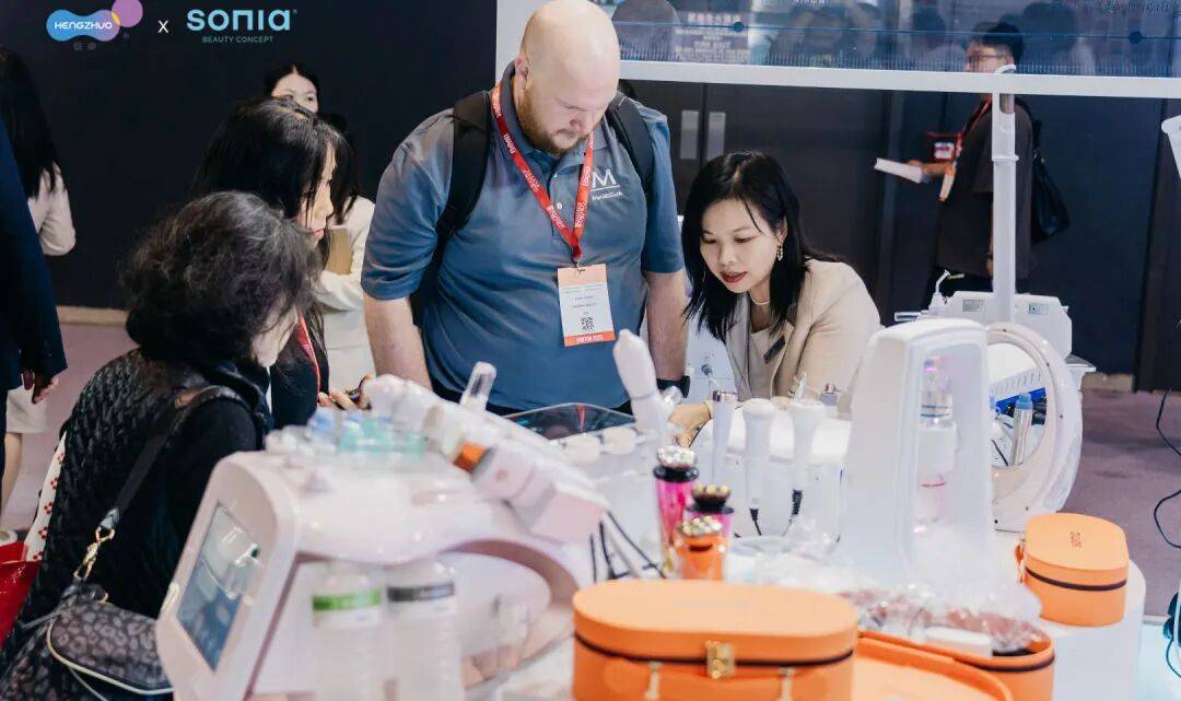 恒卓Hengzhuo参加2025年中国香港第28届亚太区美容展盛况