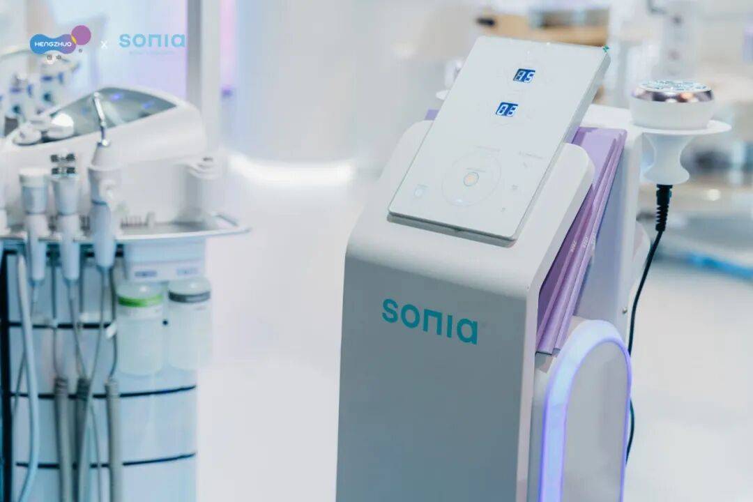 恒卓Hengzhuo参加2025年中国香港第28届亚太区美容展盛况