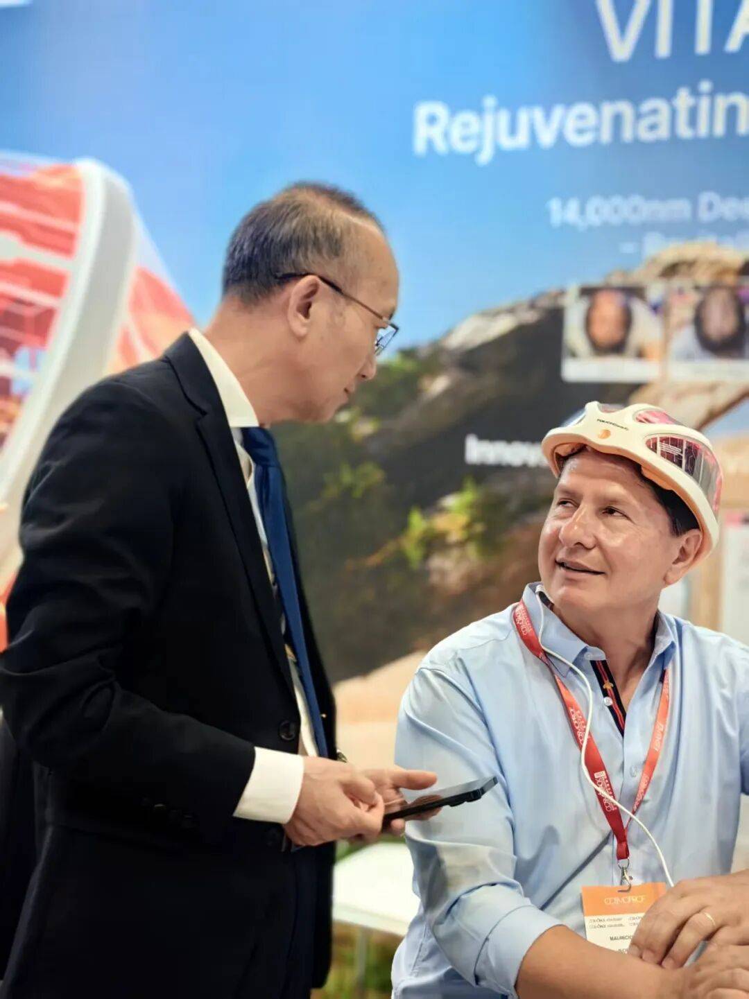 2025年亚太美容展“流量之王”：渲美的吸睛个护仪器产品实力破圈