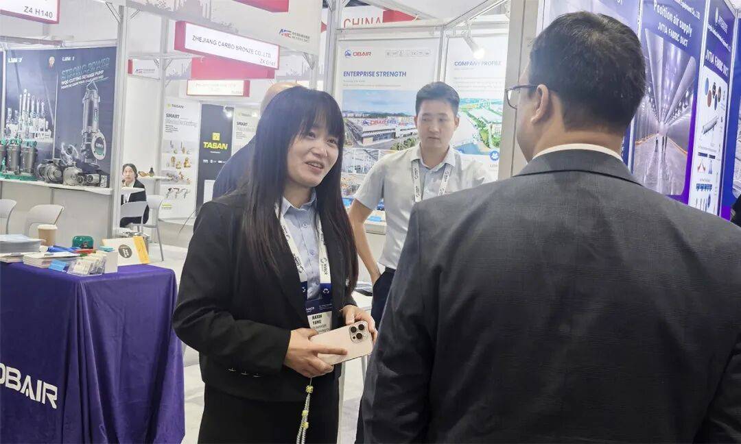 再次亮相世界舞台！欧博空调闪耀2025年中东迪拜五大行业展，以