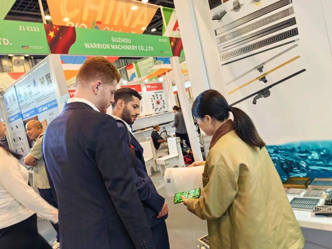 汲宝闪耀2025年迪拜五大展｜让中国排水智造走向世界！