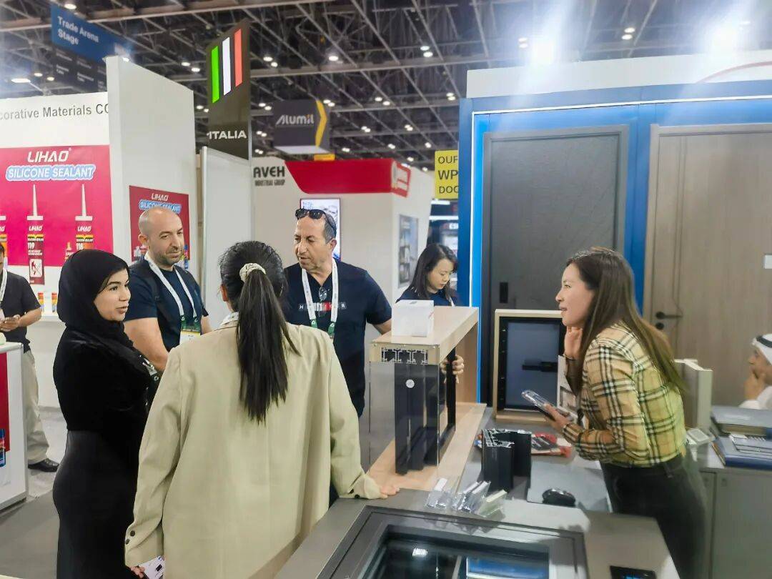 圣堡罗登陆2025年迪拜五大行业展览会，展现中国制造硬实力