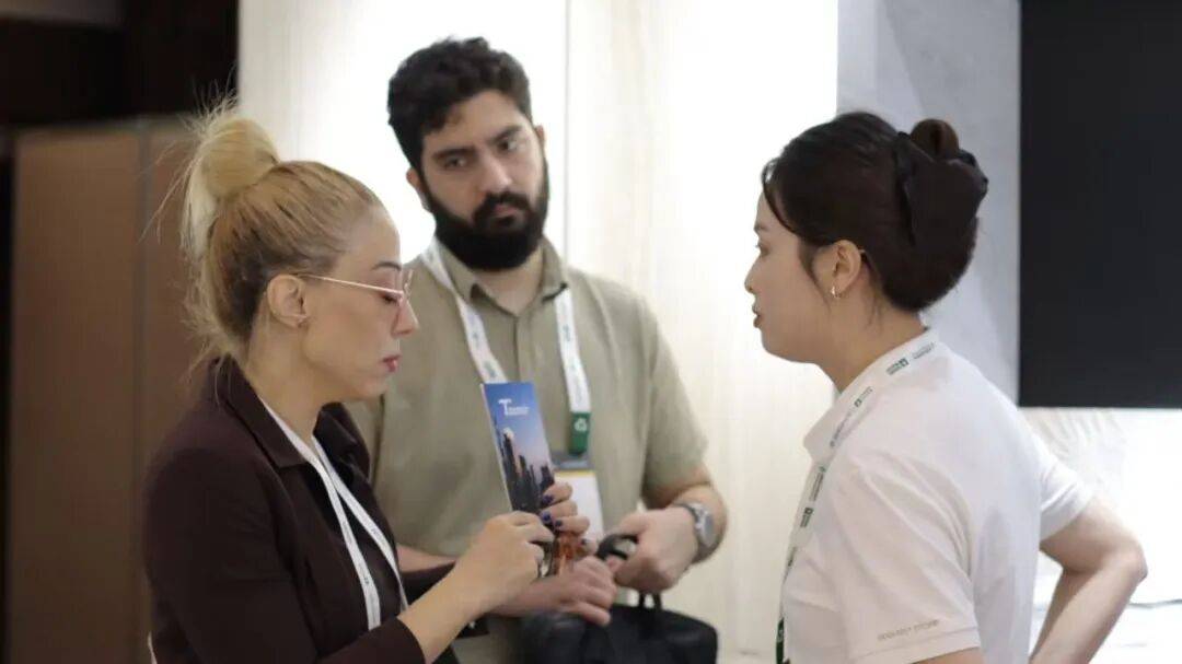 城市发展 与荣同行 | 汉荣石业参展迪拜五大行业展（The Big 5 Dubai 2025）圆满落幕！