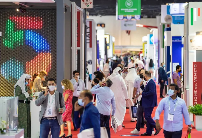 L&D唯美陶瓷亮相2025年第46届迪拜五大行业展