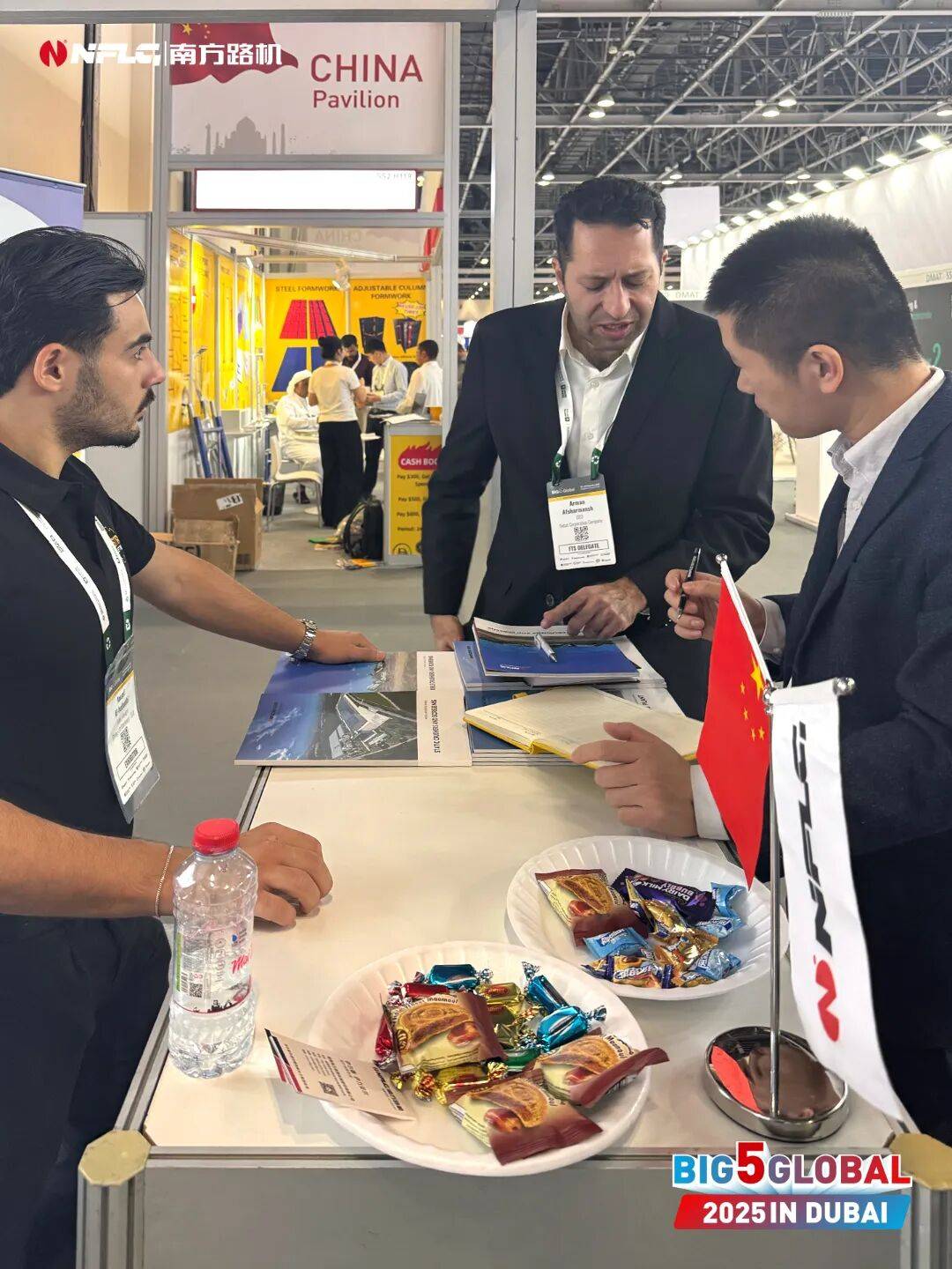 聚焦中东 南方路机再度闪耀迪拜五大行业展览会Big 5 Global 2025