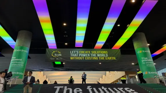 源清动力亮相 Enlit Europe 2025西班牙欧洲电力能源展｜携手全球伙伴，共建可持续能源未来