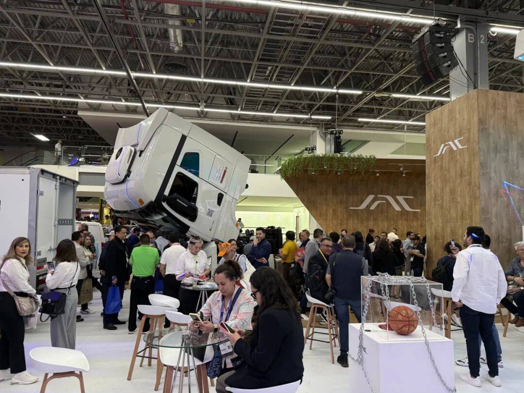 江汽集团精彩亮相2025墨西哥ANPACT交通物流展