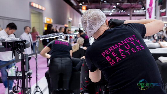 2025年永久美妆大师赛评审团