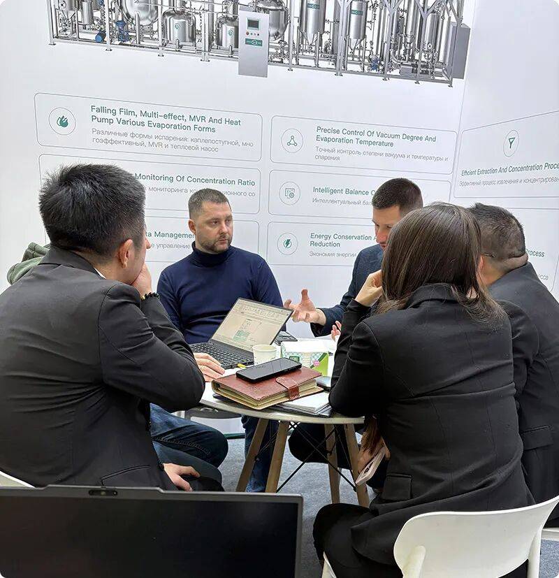 镇田机械参展KHIMIA 2025 进行时|莫斯科展会的温情，源于每一次专业的深度共鸣