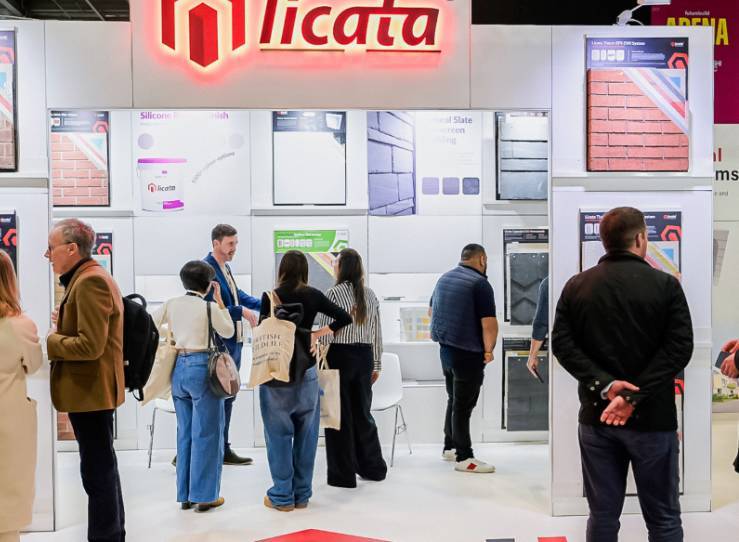 英国伦敦国际节能环保和未来建筑展览会：英联邦基建与萨尔福德大学推进英国翻新创新