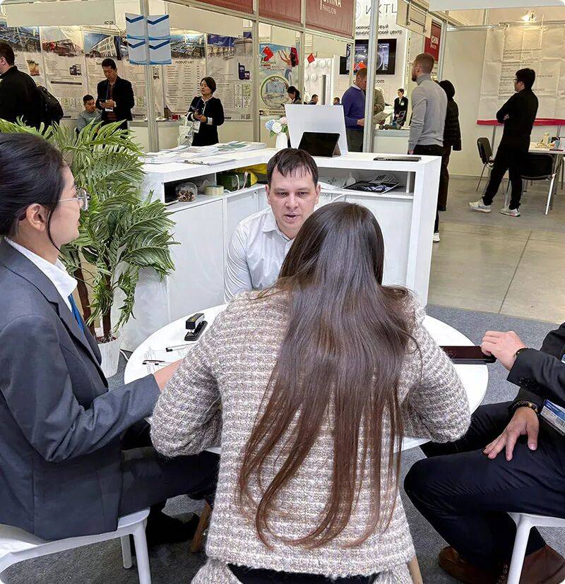 镇田机械参展KHIMIA 2025 进行时|莫斯科展会的温情，源于每一次专业的深度共鸣