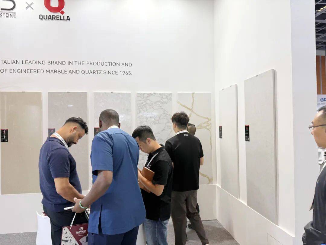 2025年迪拜五大行业展完美落幕，高时石材集团皇家白玉与Quarella人造石惊艳亮相！