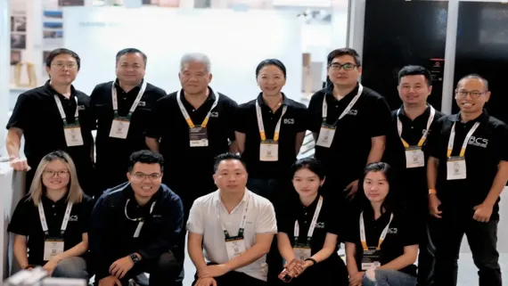 2025年迪拜五大行业展完美落幕，高时石材集团皇家白玉与Quarella人造石惊艳亮相！