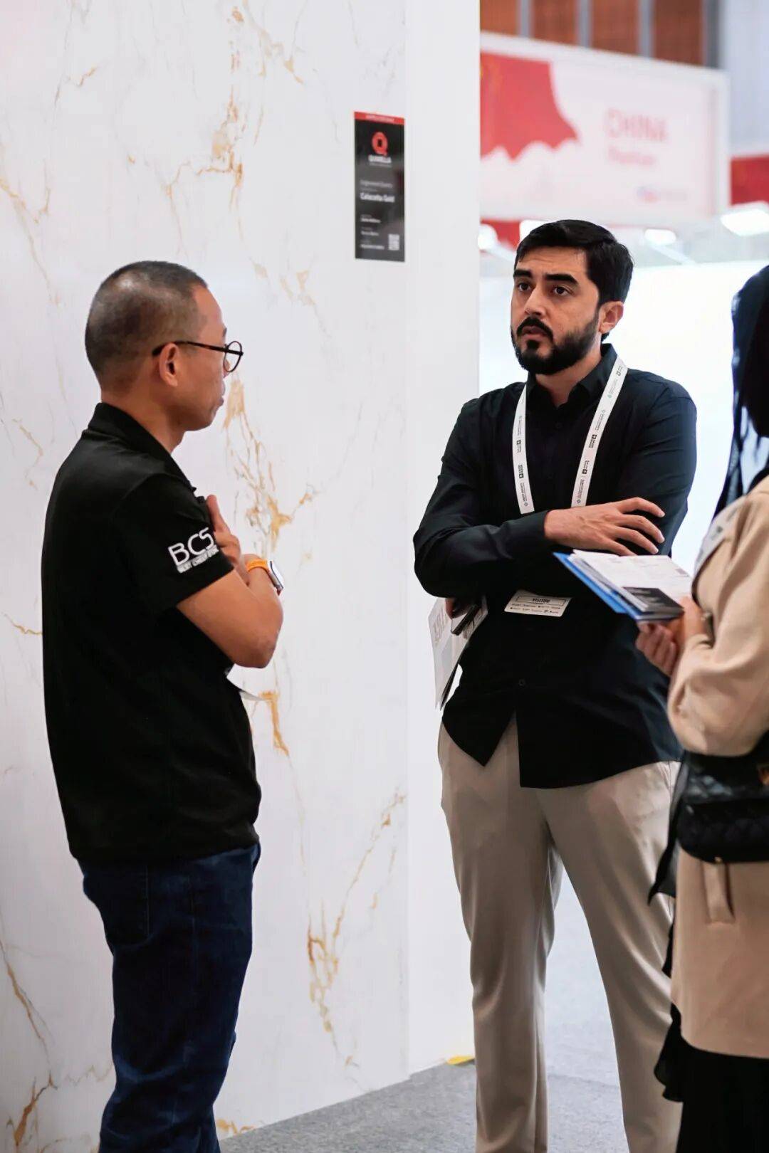 2025年迪拜五大行业展完美落幕，高时石材集团皇家白玉与Quarella人造石惊艳亮相！