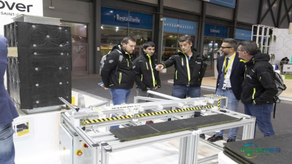 C&R 2025通过"新人才"计划以研讨会、挑战赛和沉浸式体验激励青年